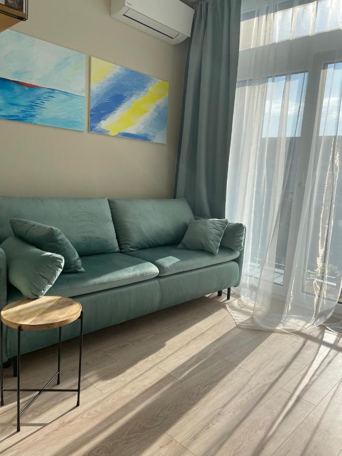 Lehome Airport Apartment